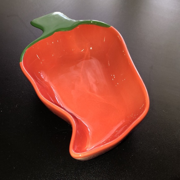 NEW LISTING! Vintage Strawberry Condiment/Gravy Dish - Picture 5 of 5